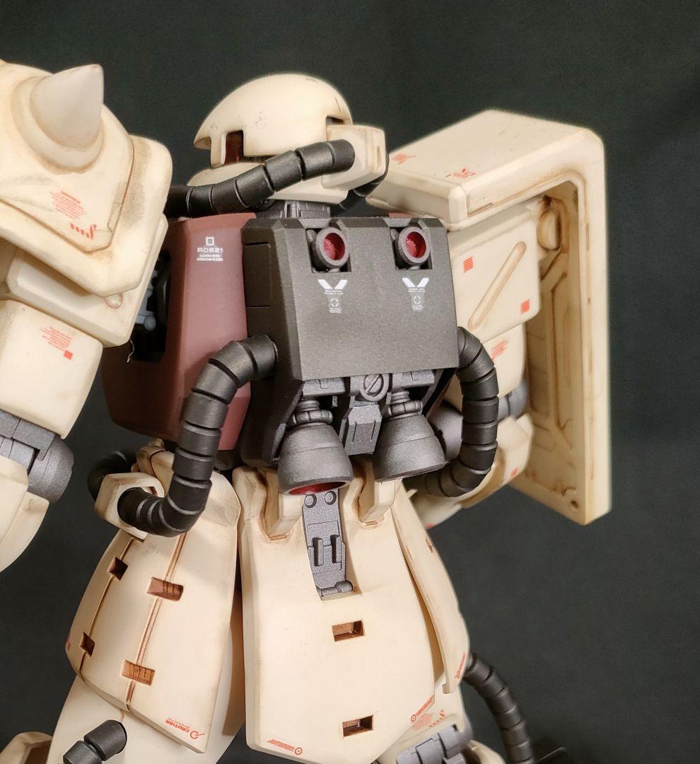 ガンプラ 塗装済完成品 MG 1/100 MS-06F-2 ザクII F2型