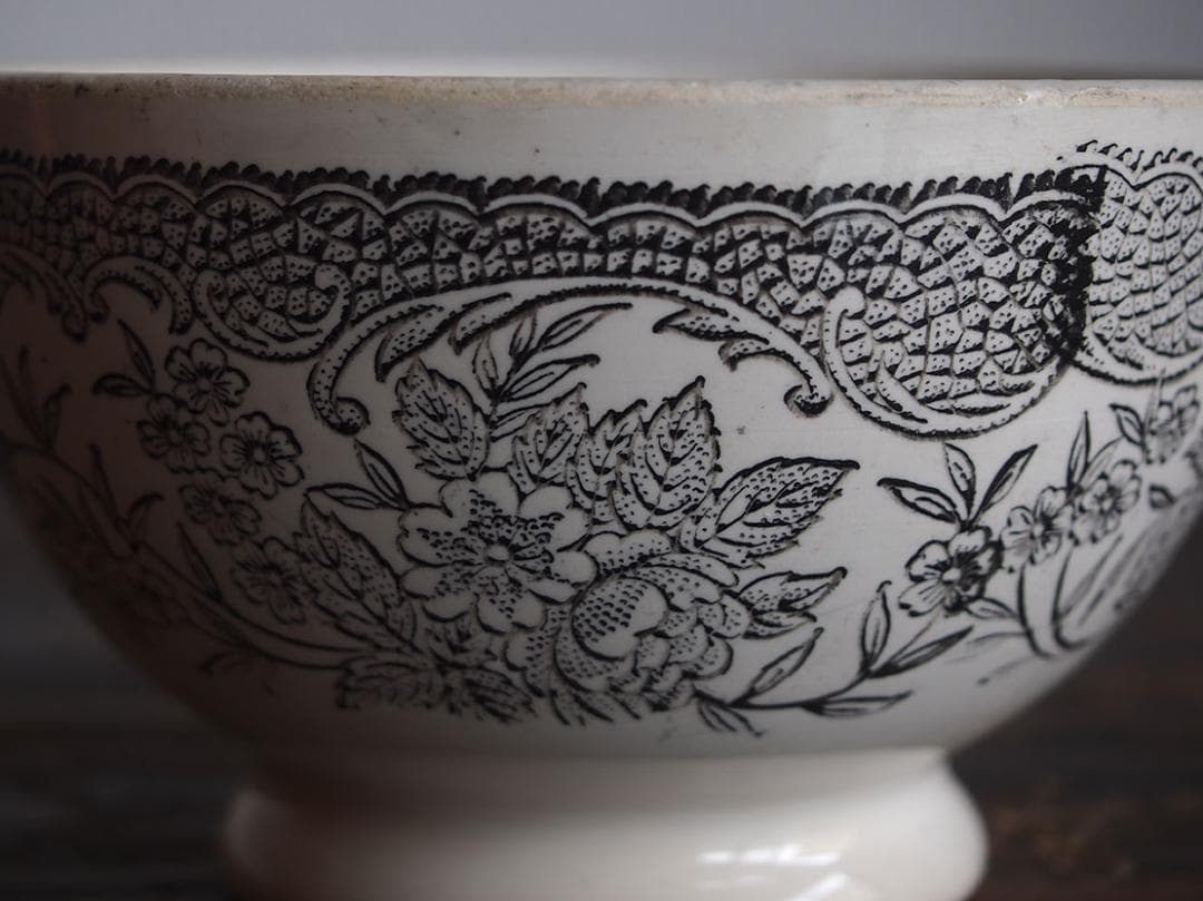 しろくま___グリザイユ カフェオレボウル トランスファーウエア/K275