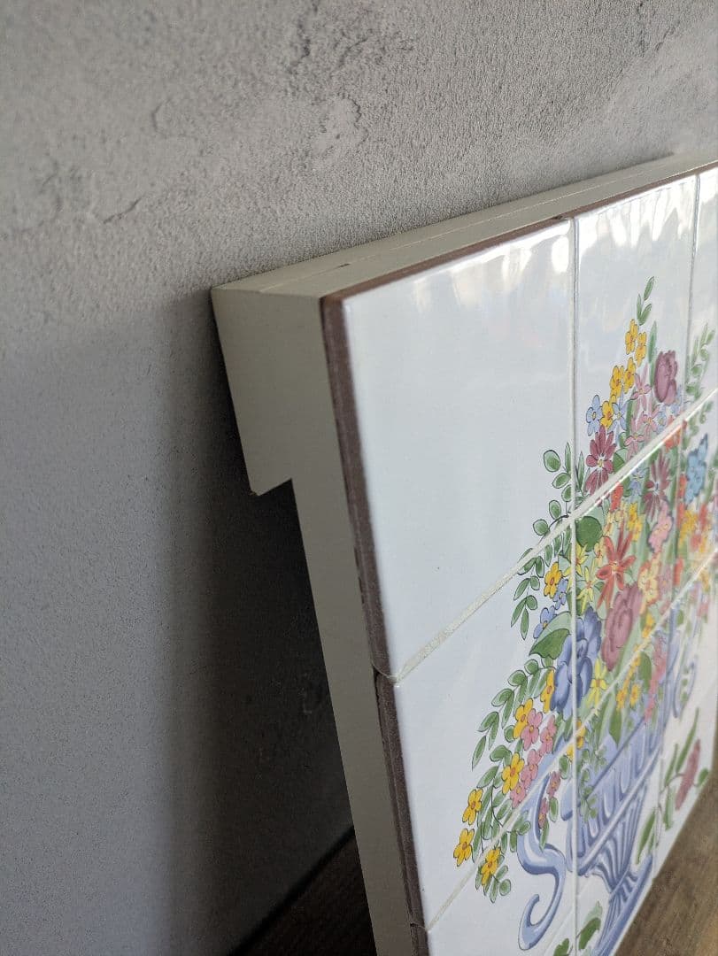 平田タイルの組タイル絵画　花瓶のお花アート