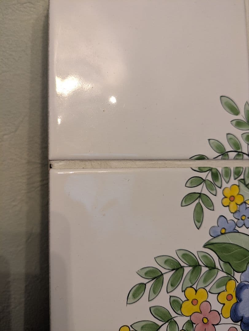 平田タイルの組タイル絵画　花瓶のお花アート