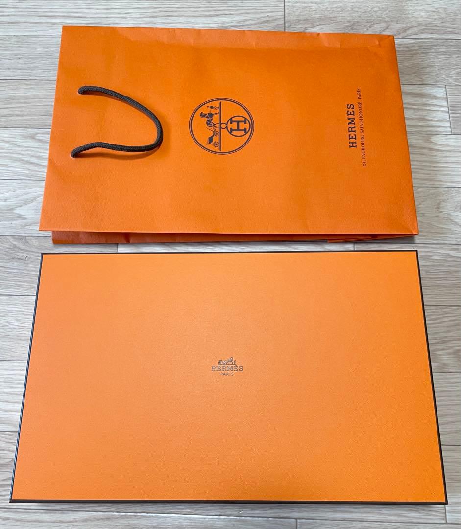 【新品】HERMES バスタオル タオルケットピンク　箱付き　アヴァロン