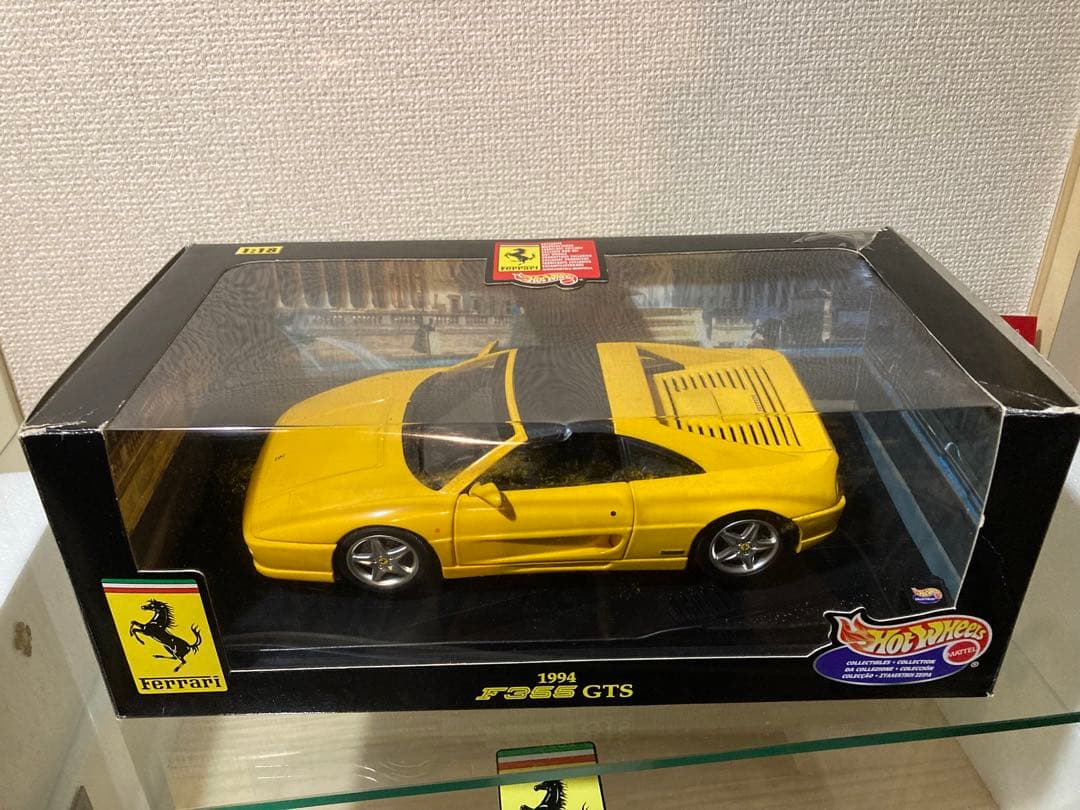 ミニカー FERRARI F 355 GTS 1:18