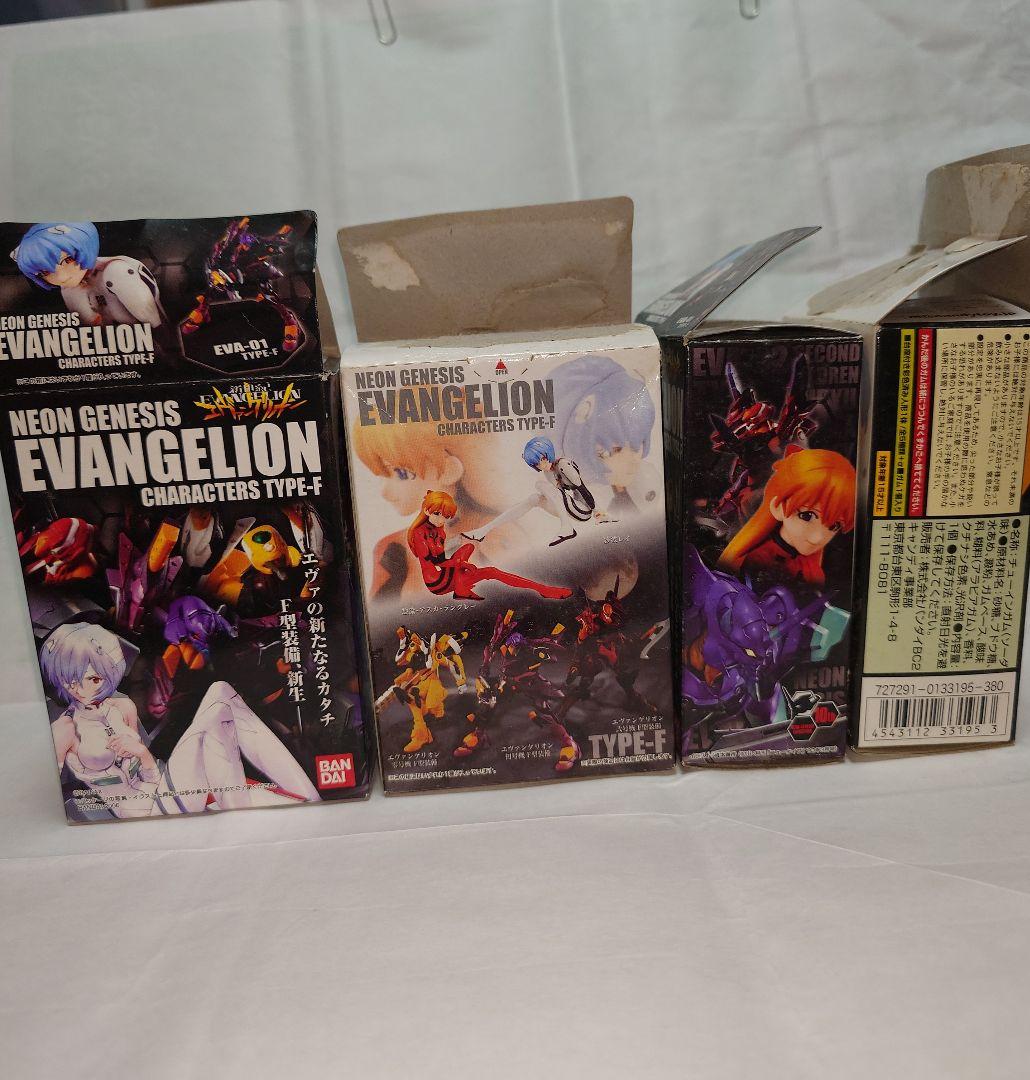 赤いプラグスーツの綾波レイ　新世紀エヴァンゲリオン キャラクターズ タイプF