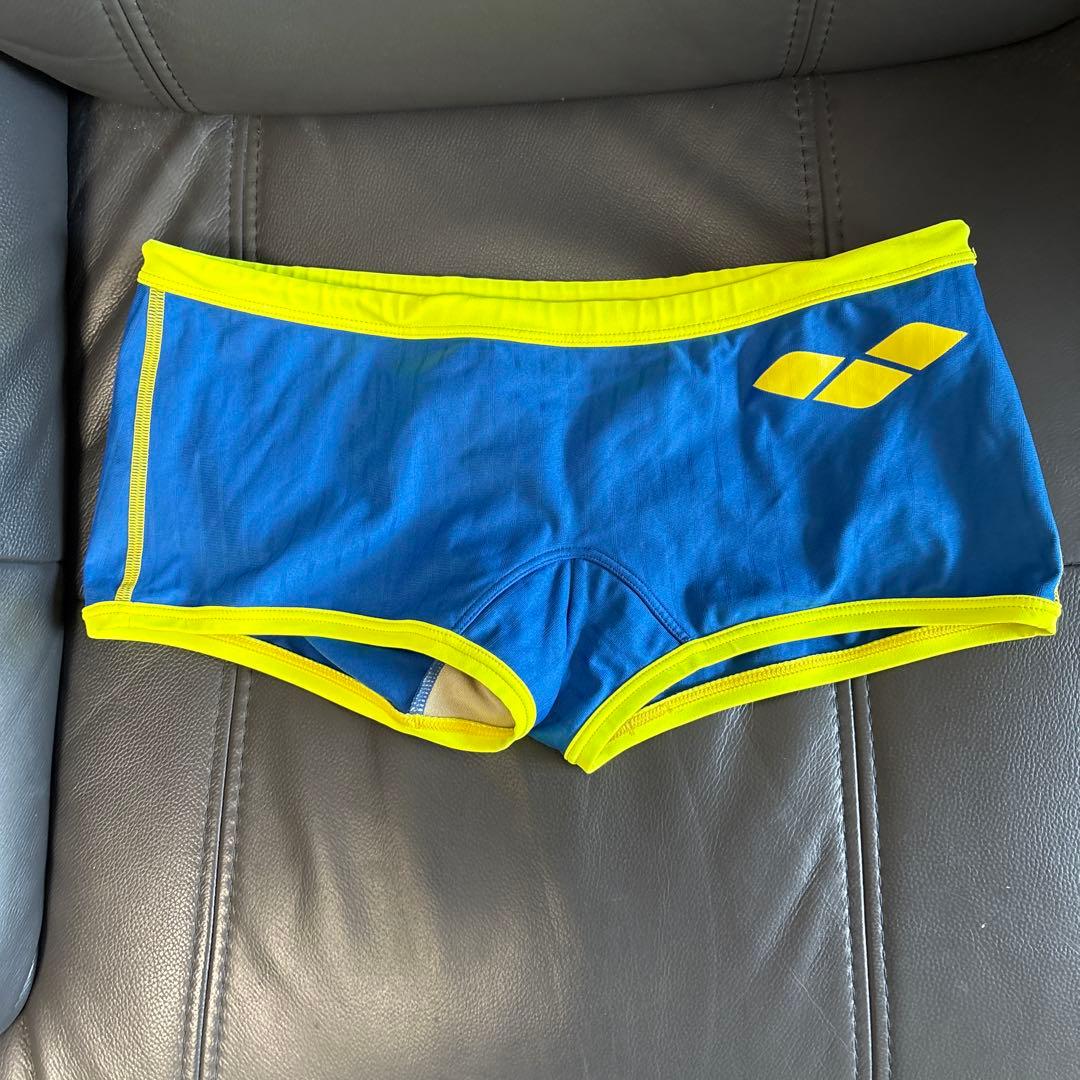 男子水着 青と黄 ショートパンツ
