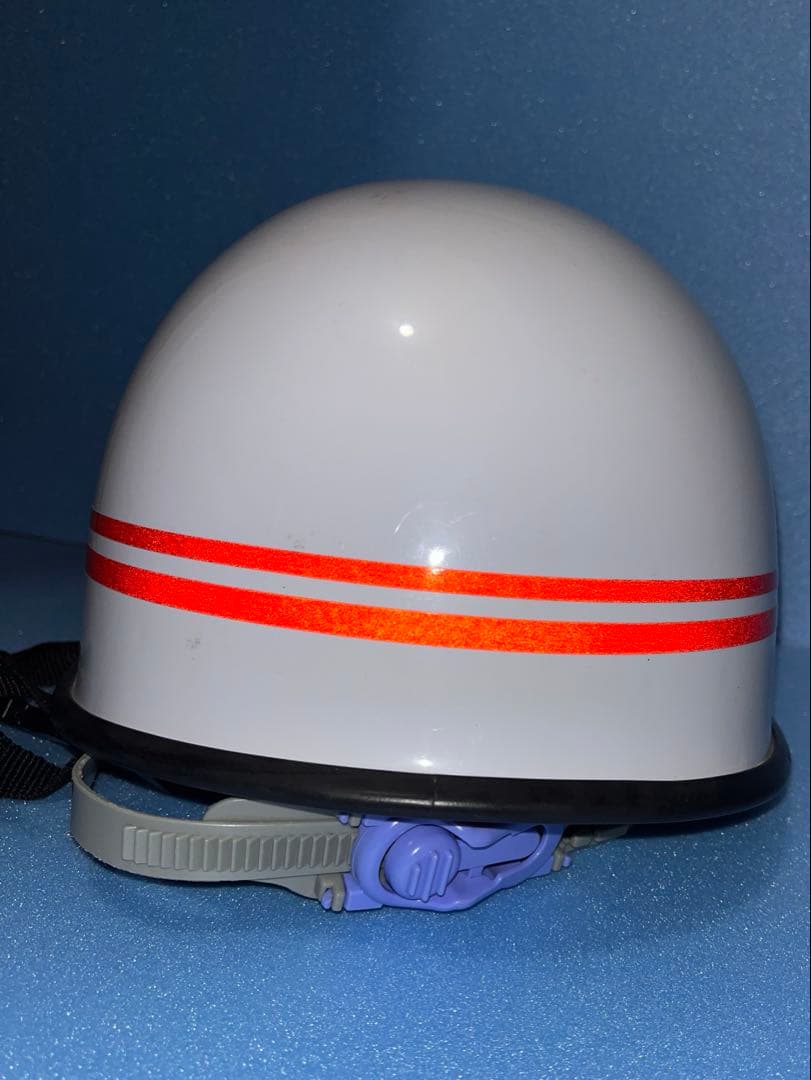 【撮影用】保安帽　ヘルメット　赤ライン　中古品