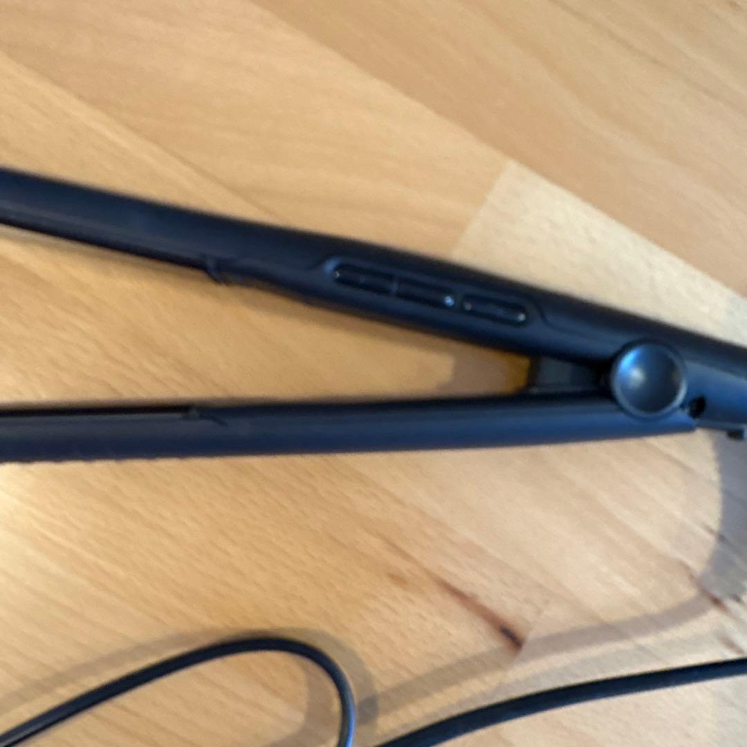 REMINGTON ストレートヘアアイロン S6505 収納ケース付き　海外対応