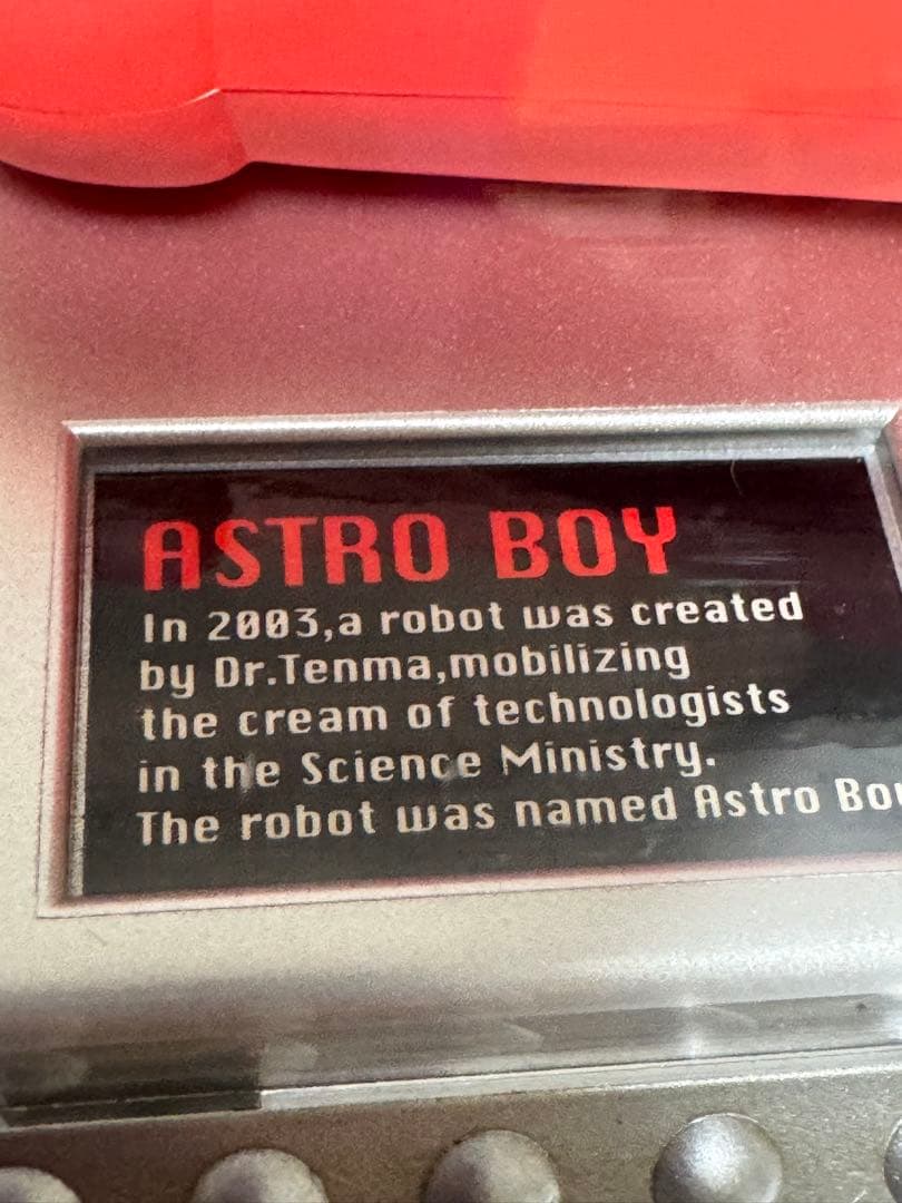 手塚プロダクション　ASTRO BOY カウンドダウンタイマー付きフィギュア