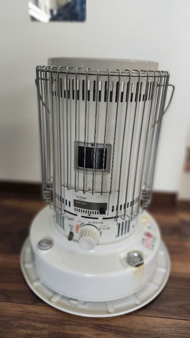 引き取り限定【21年製】灯油ストーブ トヨトミ 対流型 KS-6700(W)