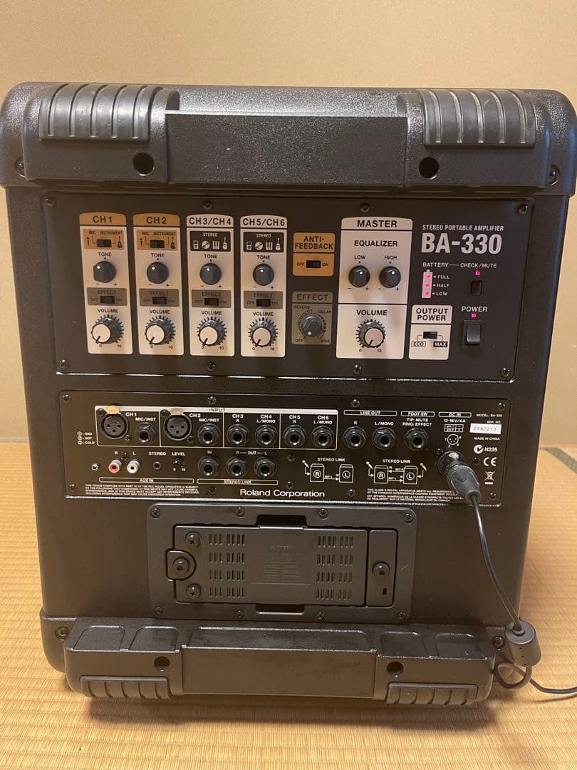 Roland BA-330 キャリングケース付き（ケース底ダメージあり）