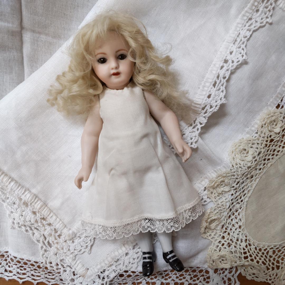 シモン&ハルビック 　アンティークドールリプロ　作家　ビスクドール　ミニョネット