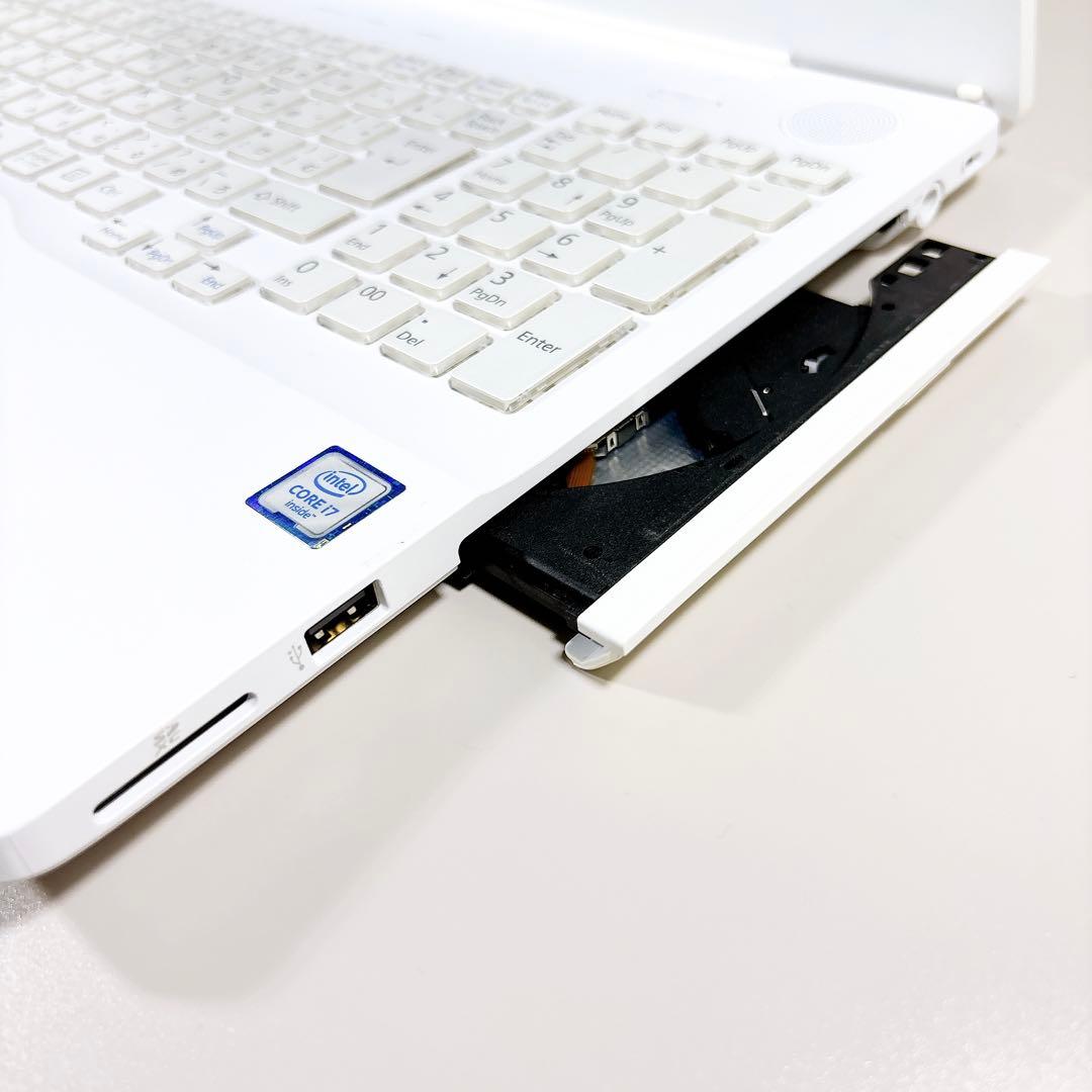 新品SSDで快適✨高性能i7 メモリ16GB ホワイト ノートパソコン 富士通