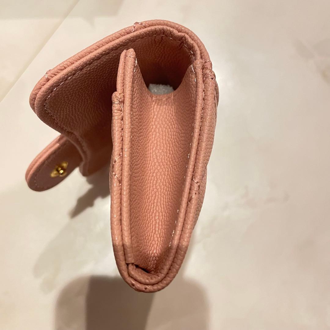 財布　パステルピンク　キャビアスキン