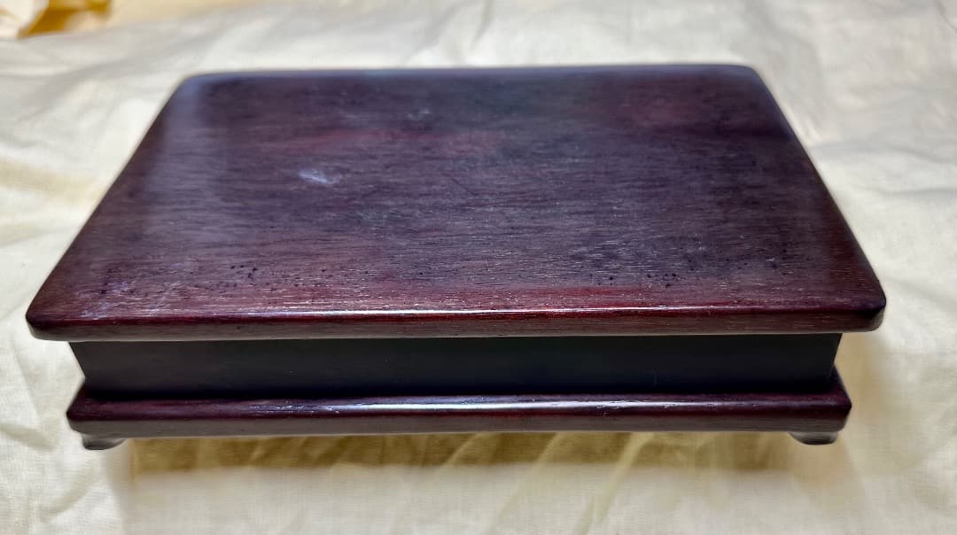 中国・高級「端硯 」・方型・ ケース付き・ 書道用具。