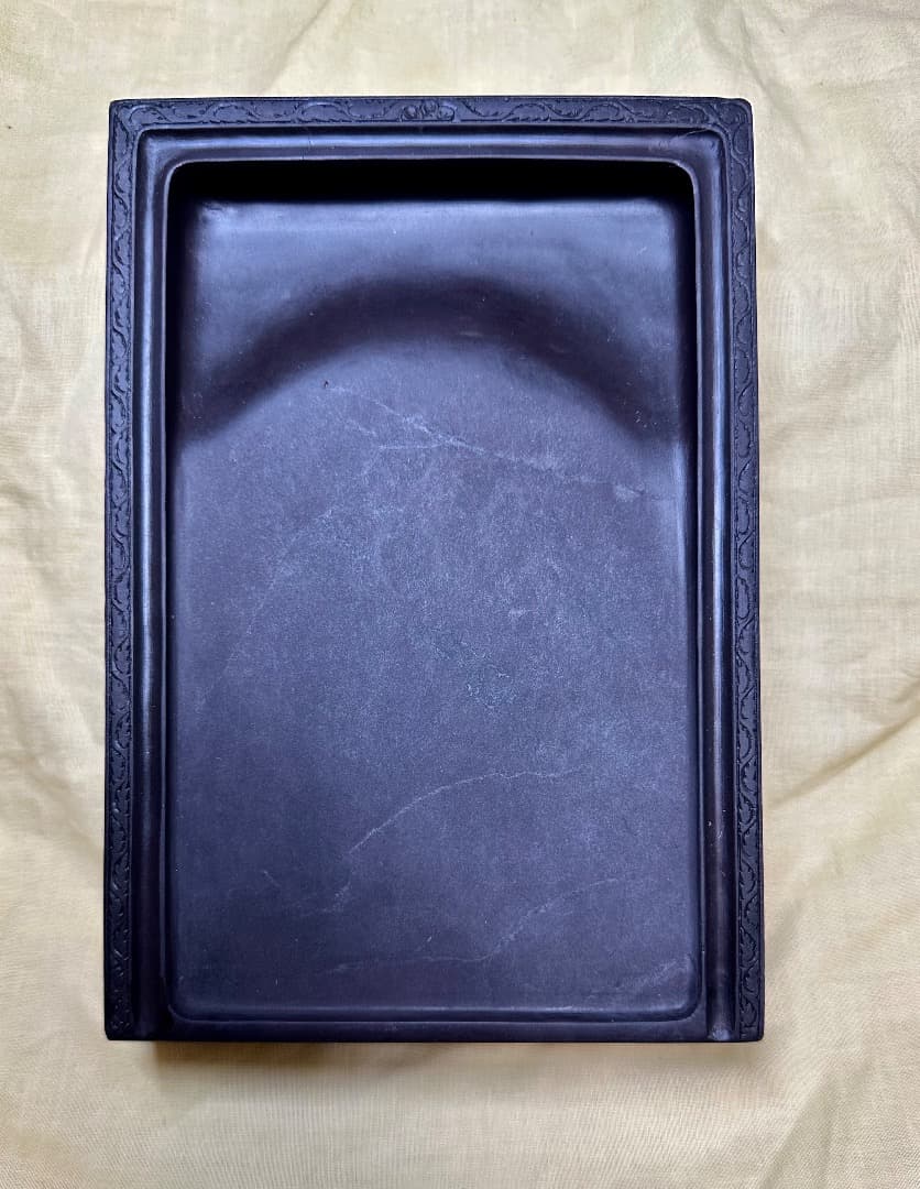 中国・高級「端硯 」・方型・ ケース付き・ 書道用具。