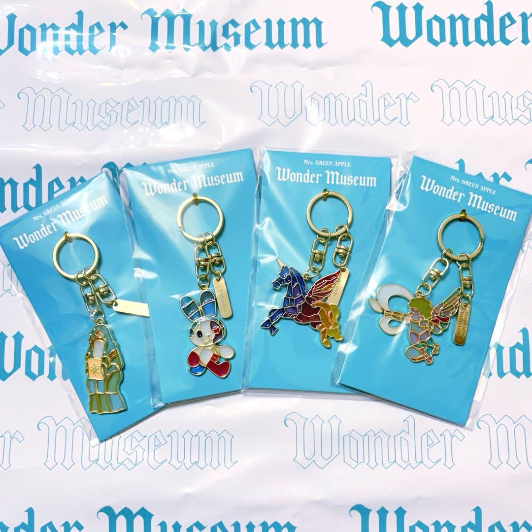 ミセスWonder Museum ステンドグラスキーホルダー 全４種セット