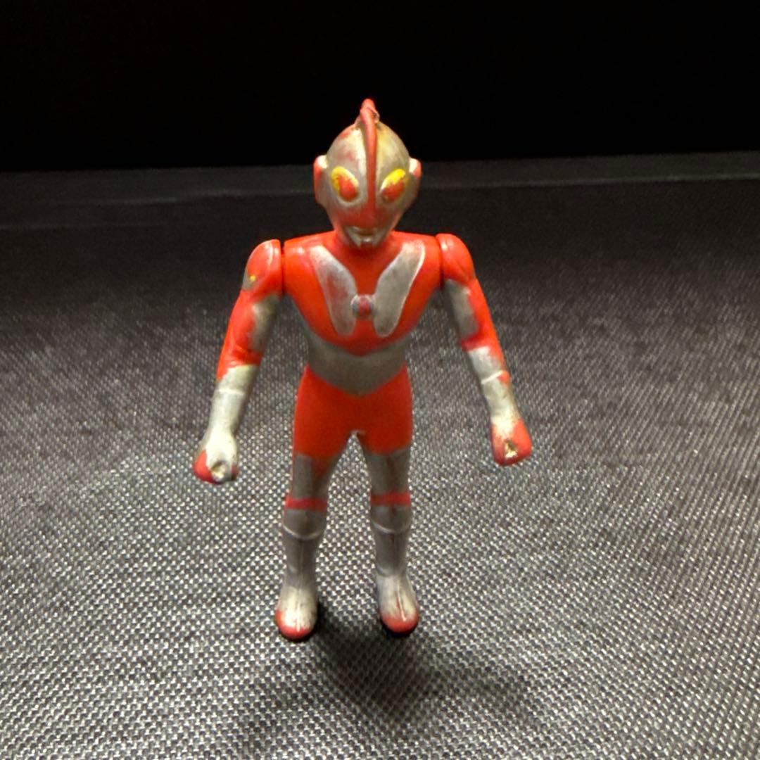 貴重品　ソフビ　ウルトラマン