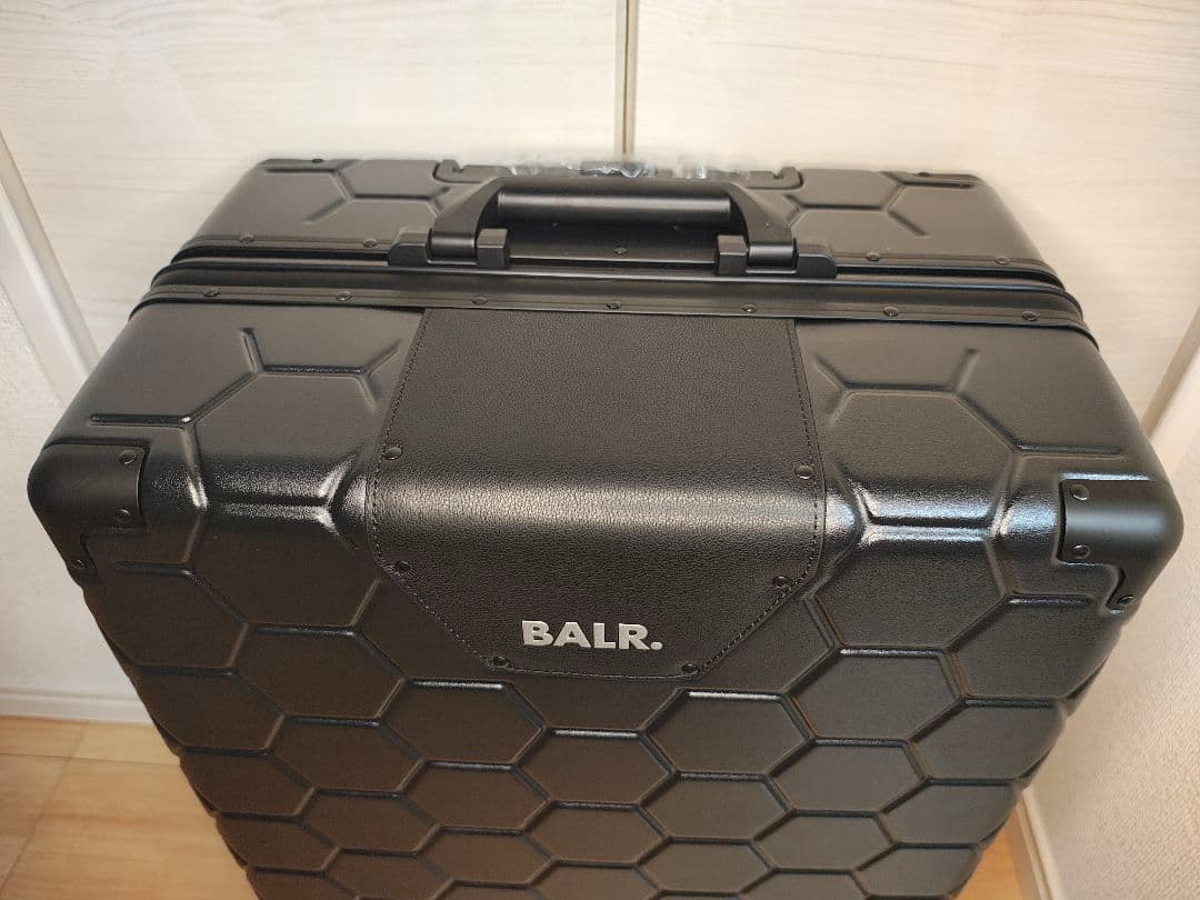 【新品未使用】BALR. ボーラー　スーツケース　ブラック　M