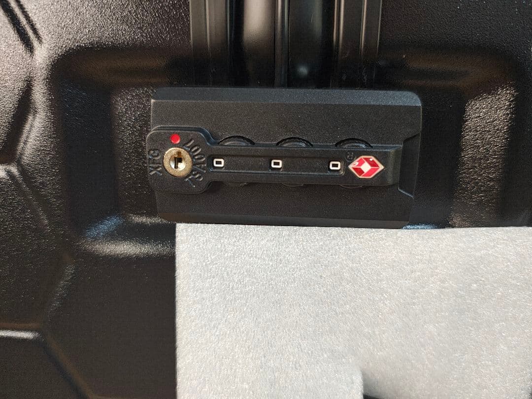 【新品未使用】BALR. ボーラー　スーツケース　ブラック　M