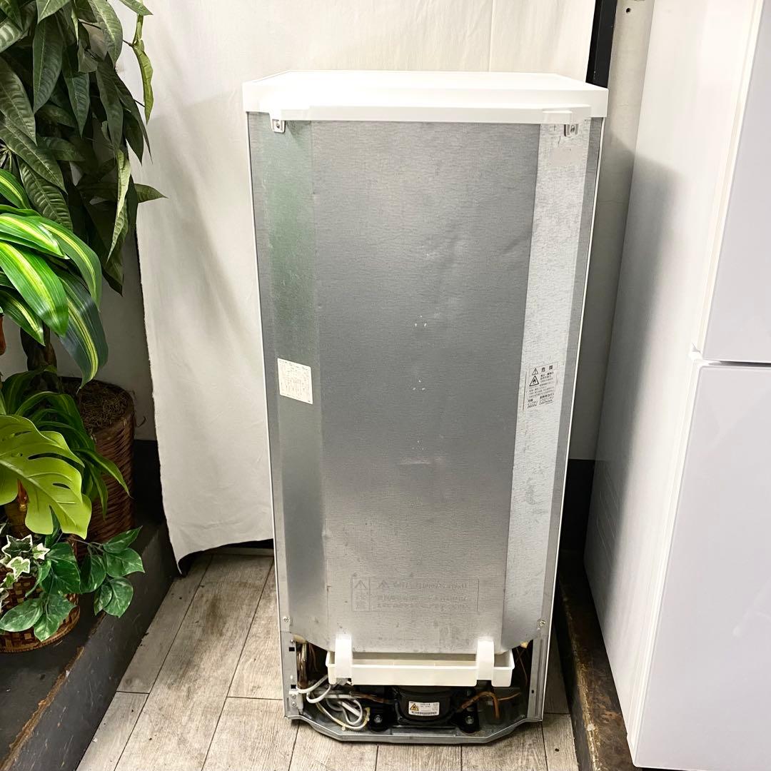 訳あり！一人暮らしに！どっちも付け替えドアが人気♪2ドア冷凍冷蔵庫137L