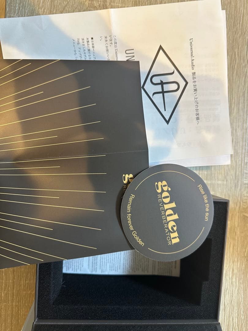 ギター UNIVERSAL AUDIO UAFX Golden REVERBERATOR