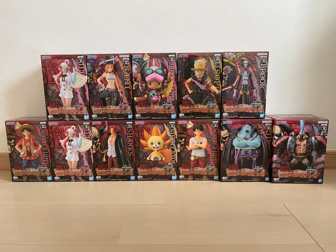 ワンピース　フィルムレッド　フィギュア　セミコンプ