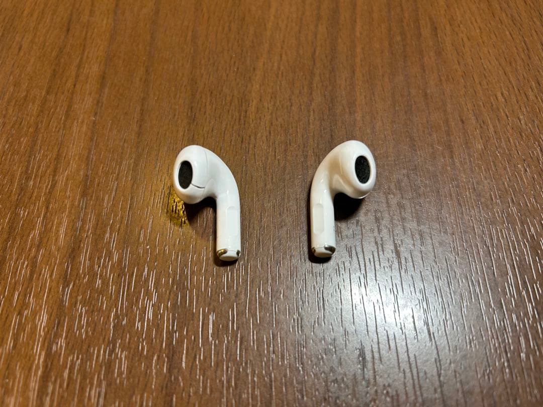 【美品/おまけ付】Apple AirPods 第3世代(MagSafe対応)