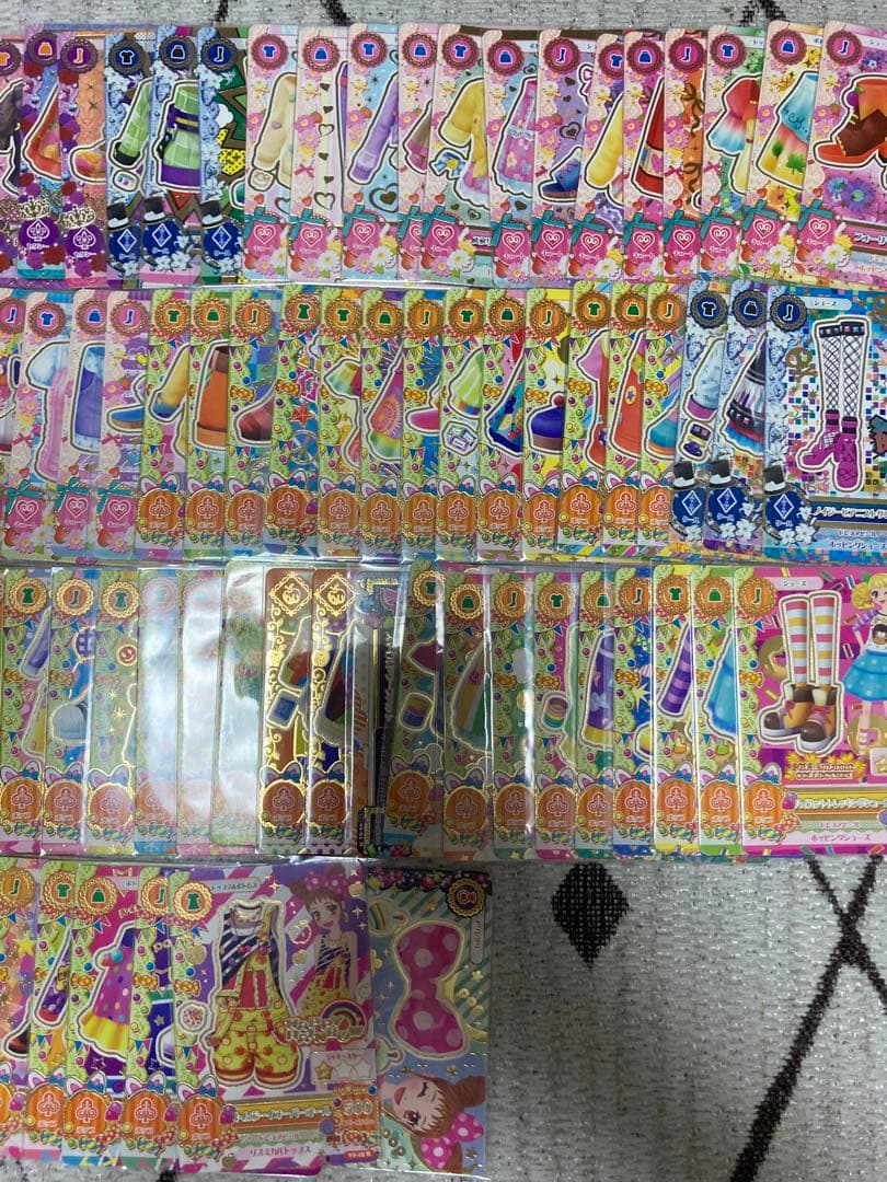 【匿名配送】旧アイカツカード まとめ売り【値下げ不可】