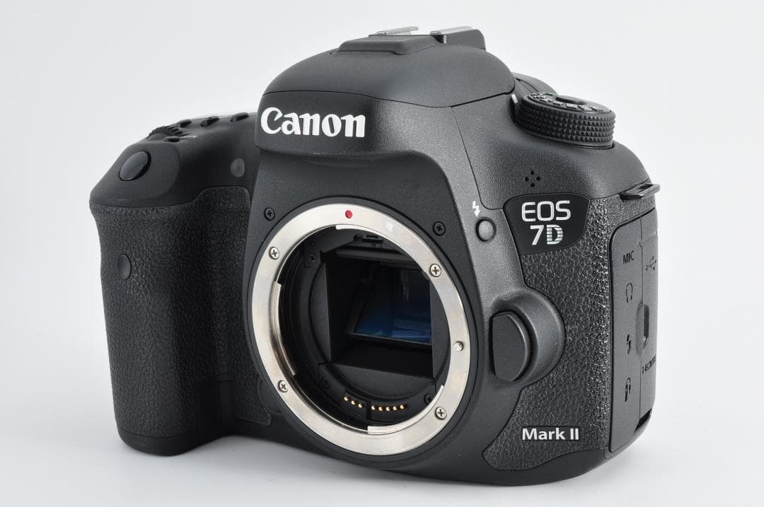 Canon EOS 7D Mark II APS-C デジタル BG-E16