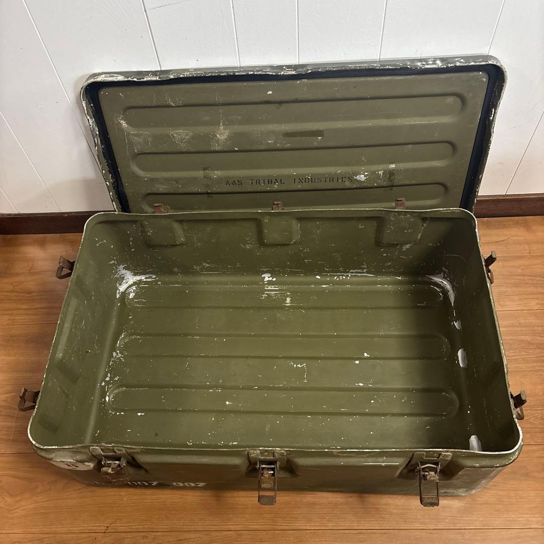米軍　実物　アルミコンテナ　送料無料