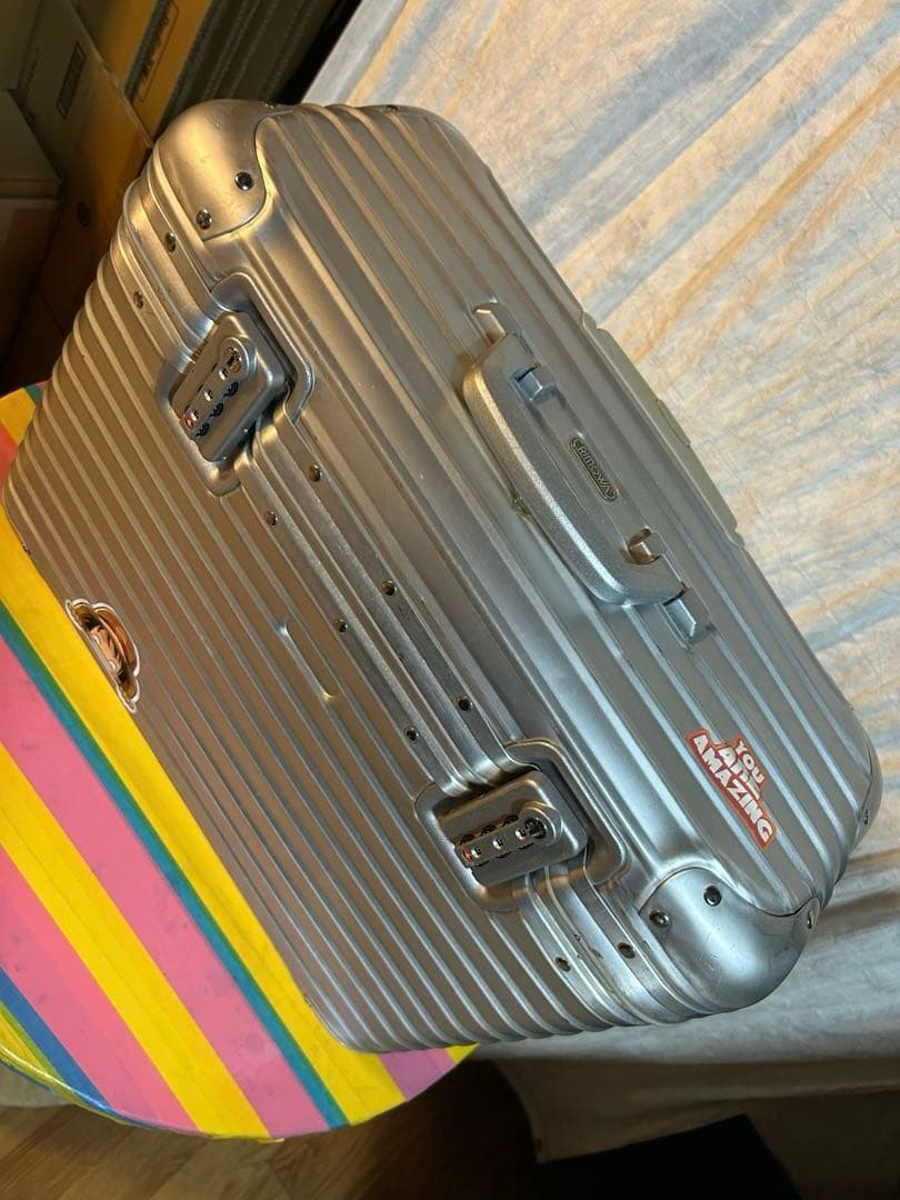 リモワ　パイロット　トロリー　２輪　カナダ製