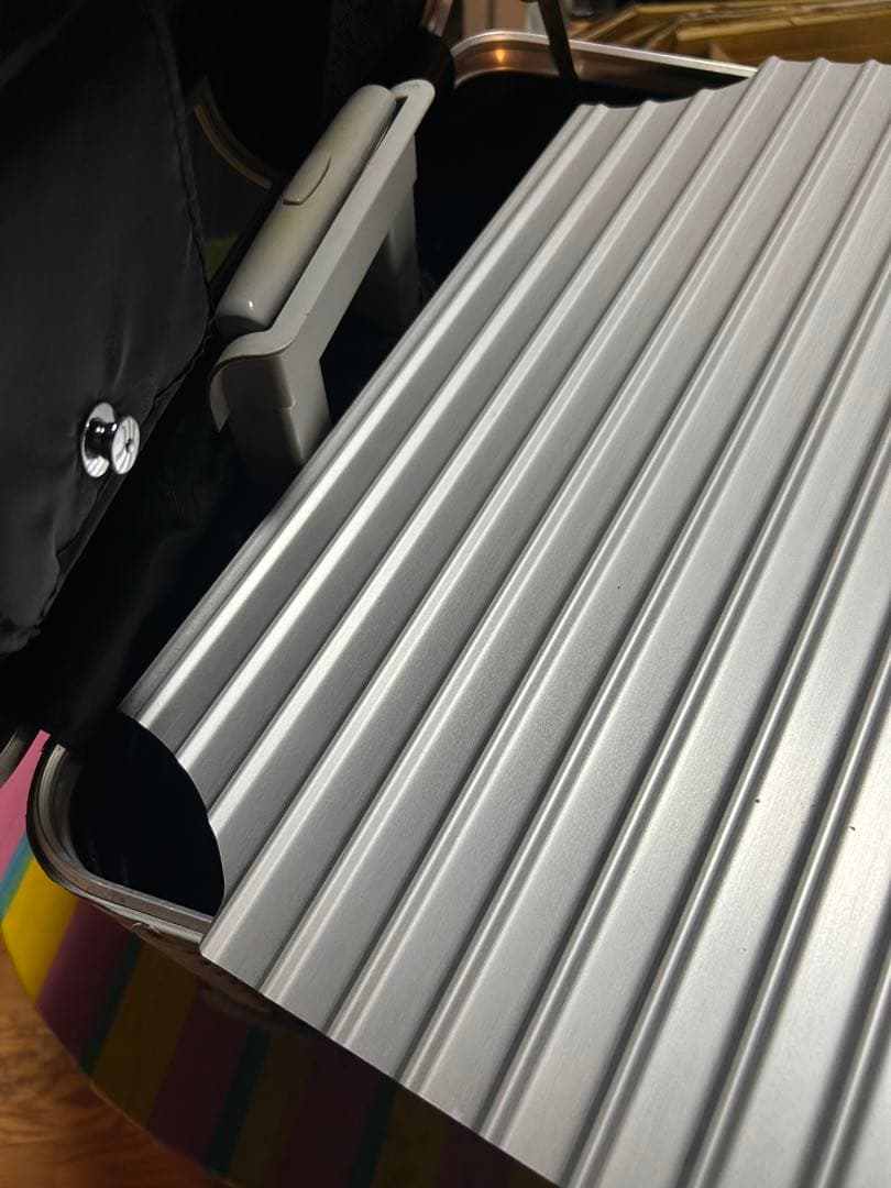 リモワ　パイロット　トロリー　２輪　カナダ製