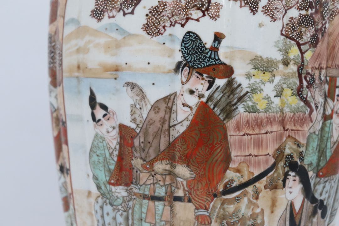 江戸　加賀国九谷造　赤絵灯籠型瓶　人物紋　高さ約35cm 送料込み250723