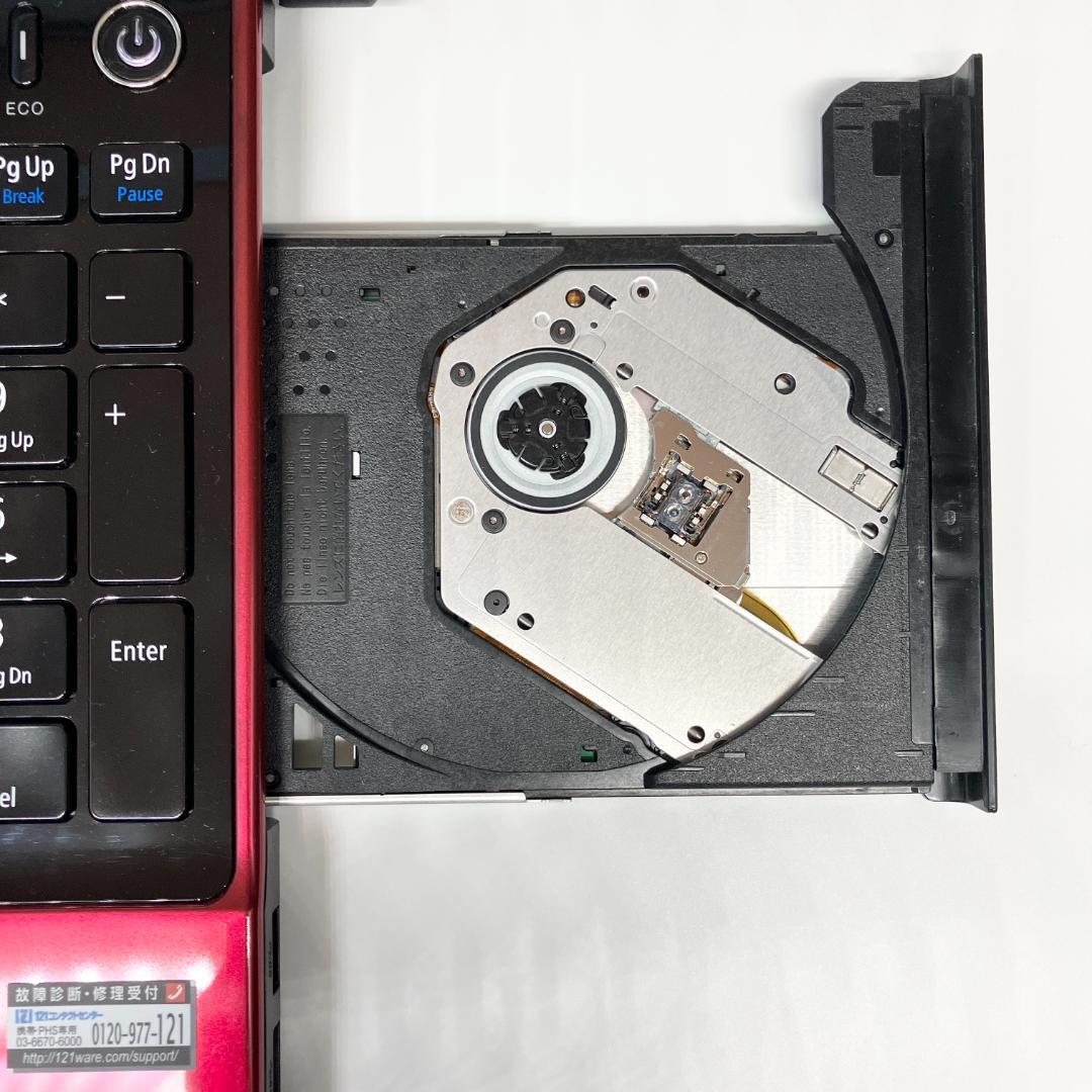 機能充実❣️軽快SSD✨艶赤 綺麗なノートパソコン✨ブルーレイ オフィス カメラ