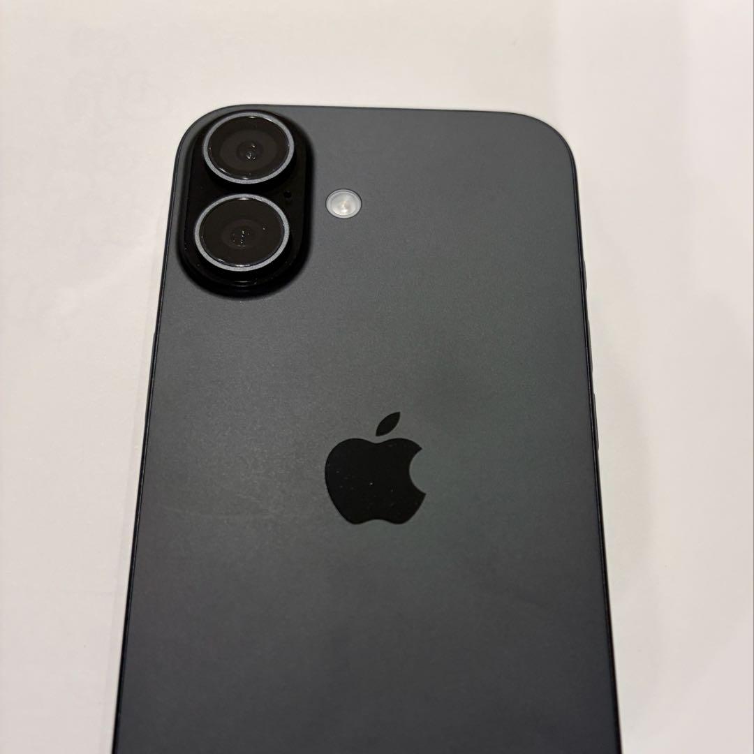 Apple iPhone 16 256GB ブラック SIMフリー
