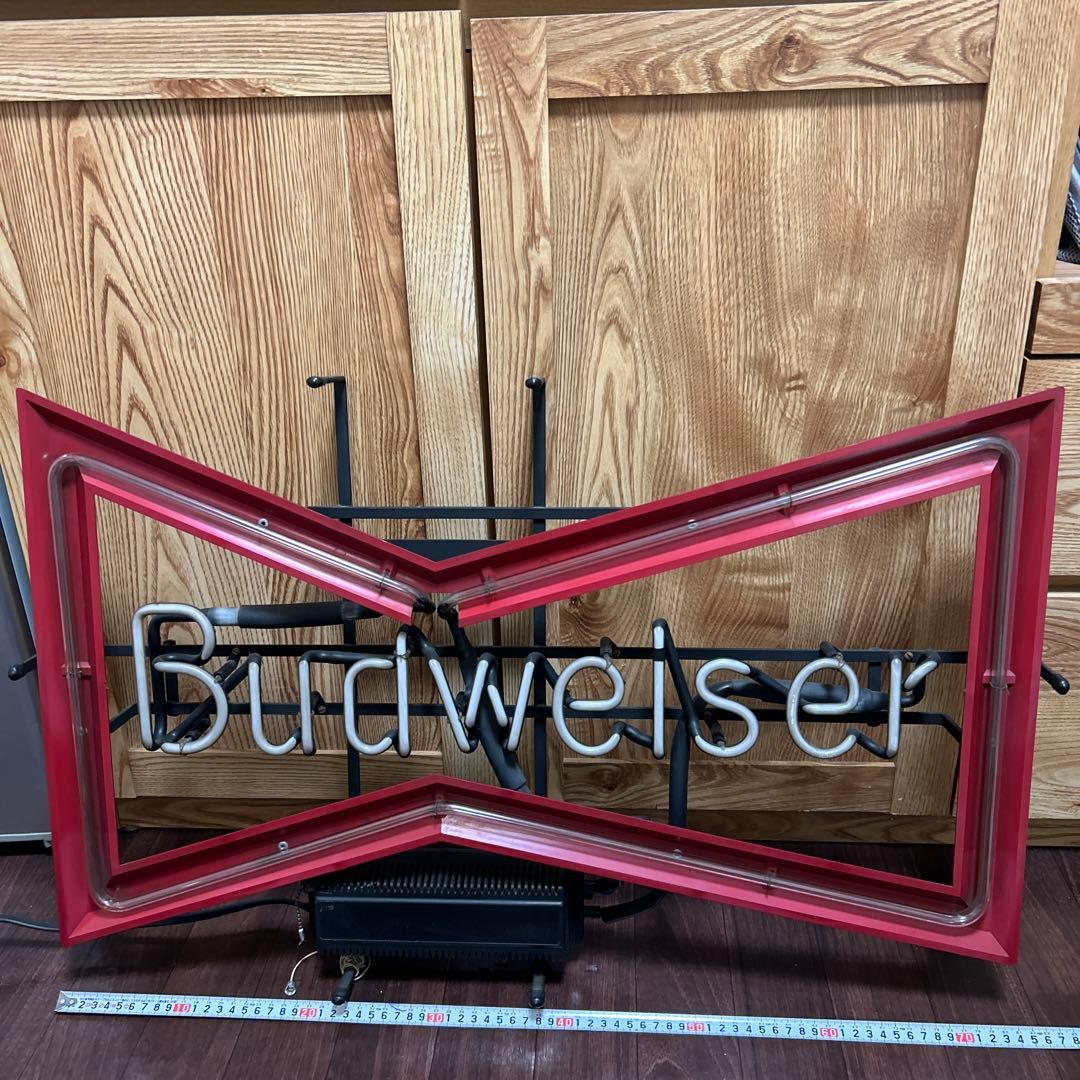 Budweiser ネオンサイン