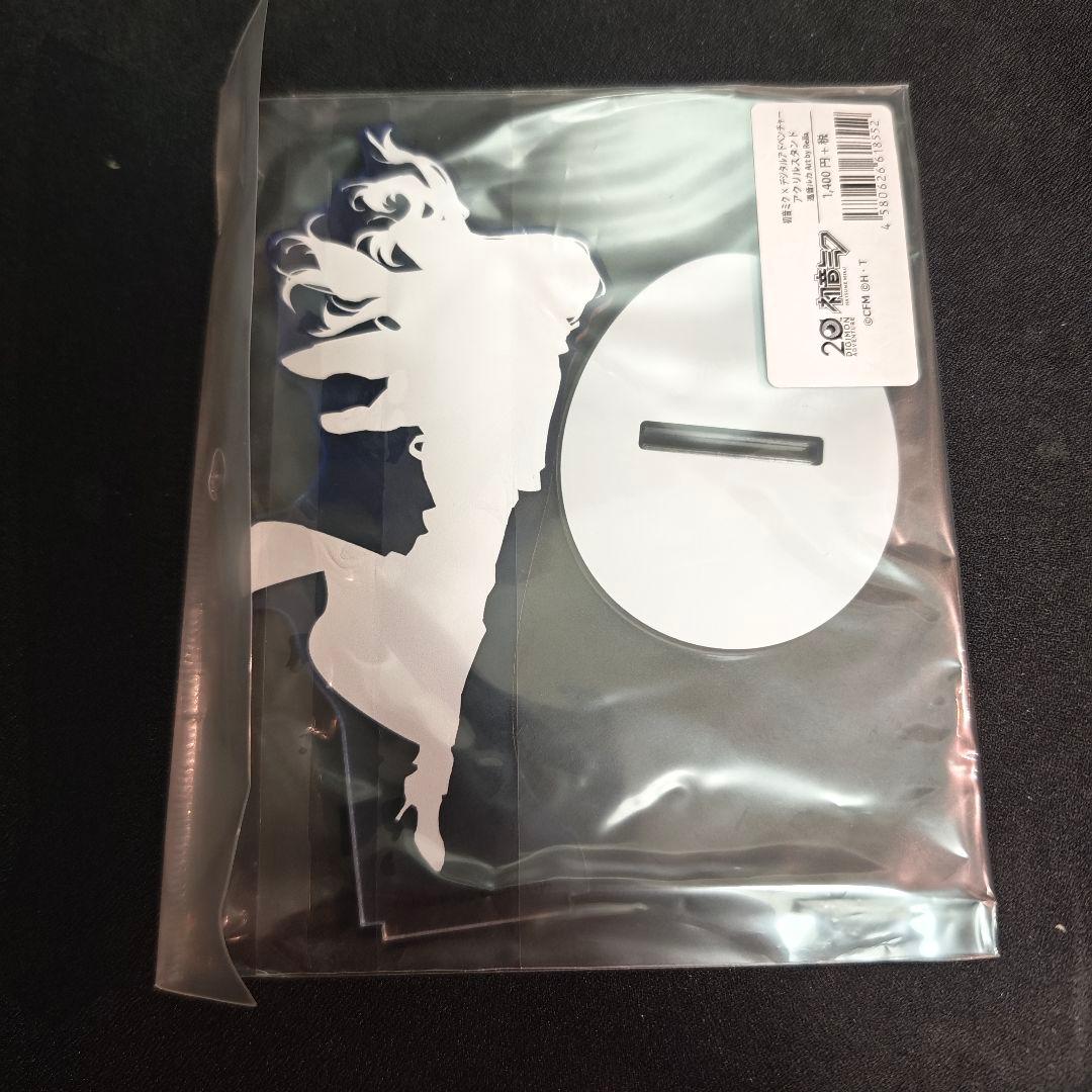 初音ミク デジモン アクリルスタンド 巡音ルカ