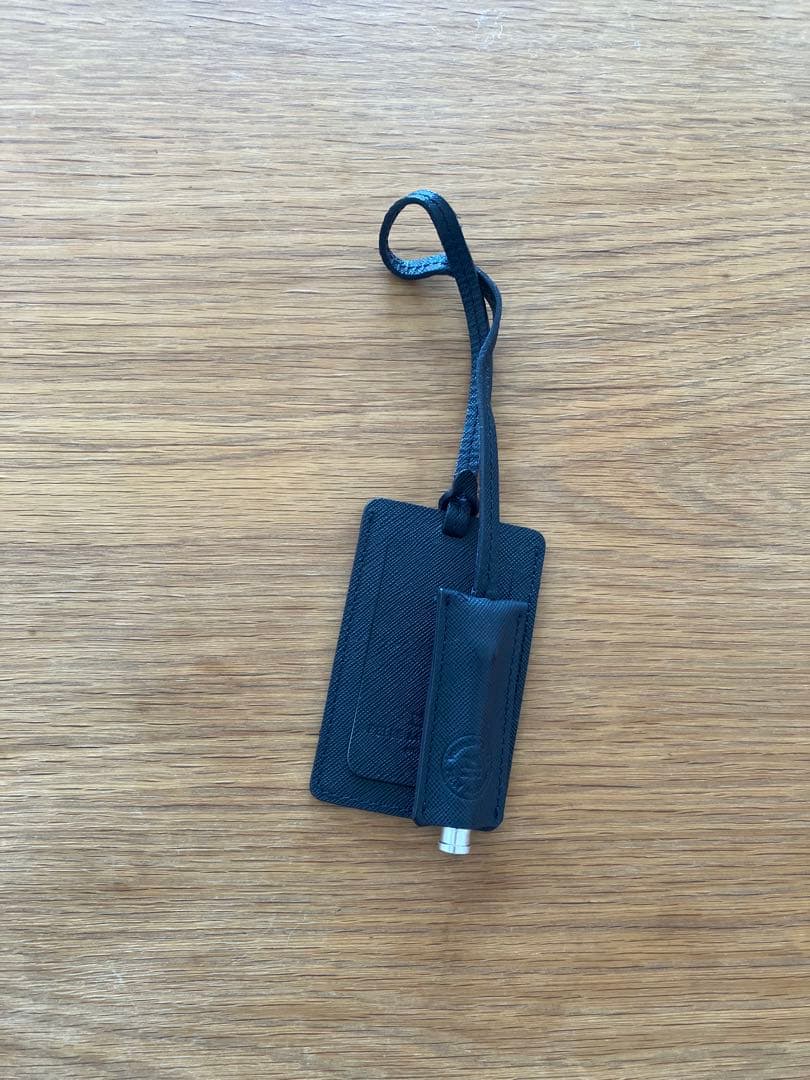 ペッレモルビダ　キャピターノ2室タイプ　ネイビー　日本製