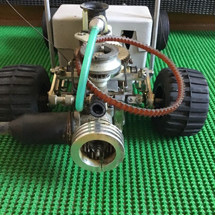 ヒロボー　HIROBO  ナインビート　初期型　エンジン付　40-45年前