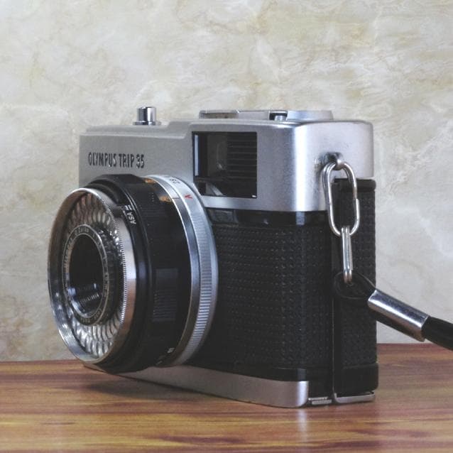 【整備済完動品・赤ベロOK！・フィルム試写済】Olympus Trip 35