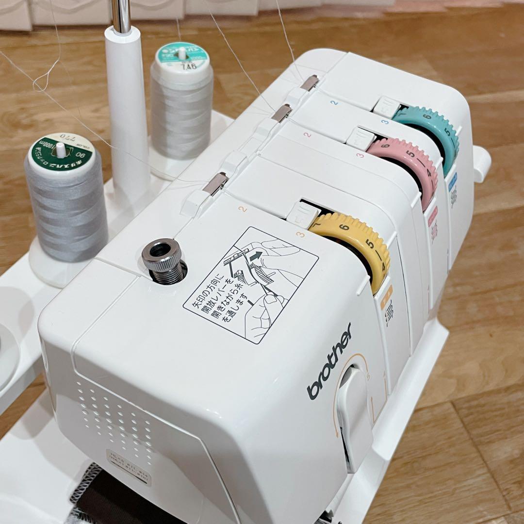 【美品】brother ロックミシン ホームロック かがり II L0237