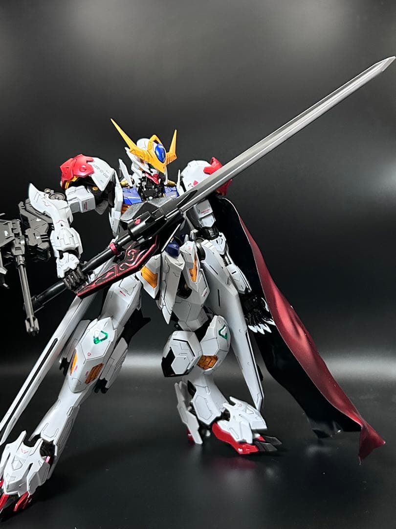 MG ガンダムバルバトスルプス　全塗装済み完成品マント鉄血のオルフェンズ