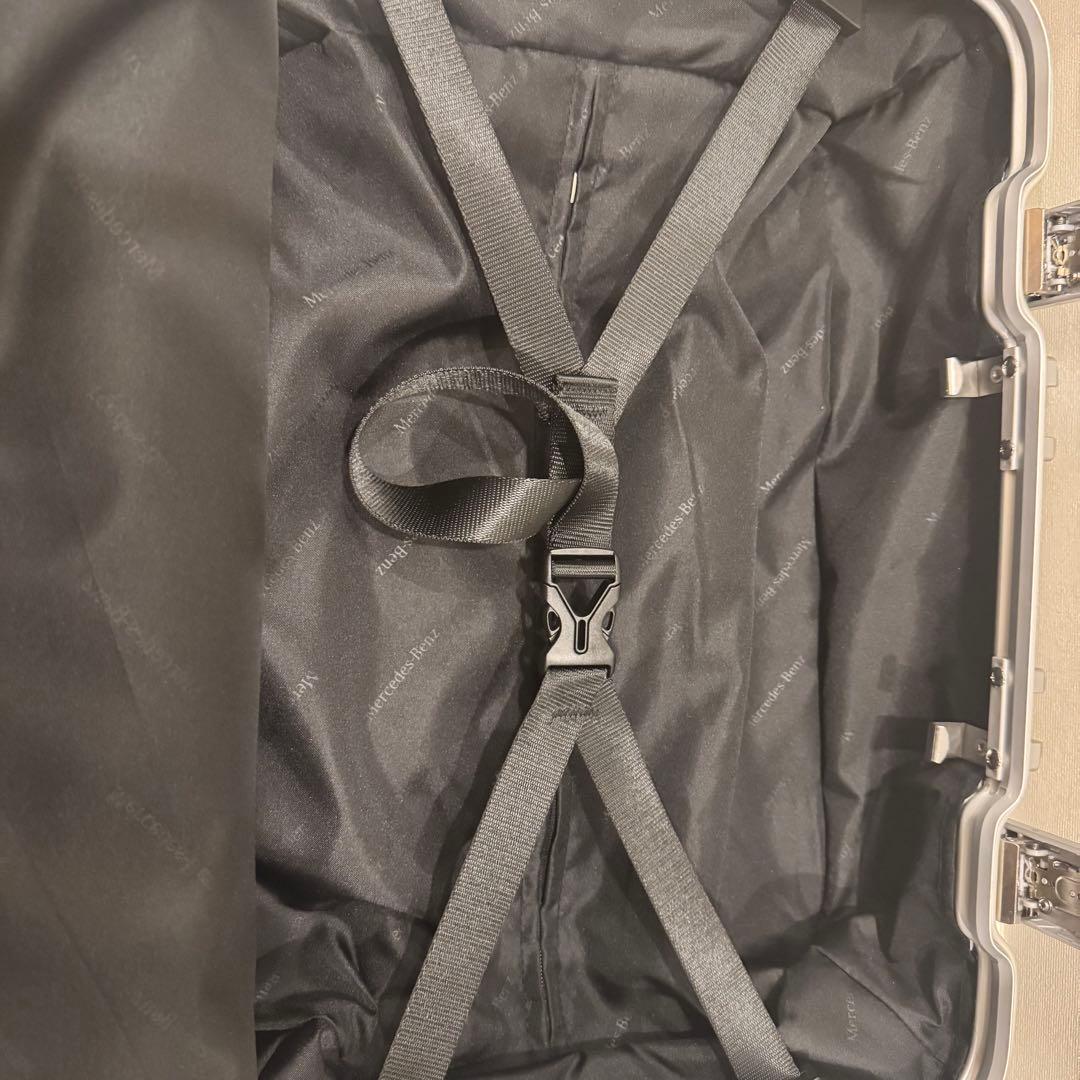 【新品未使用】Mercedes-Benz アルミニウムキャリーケース