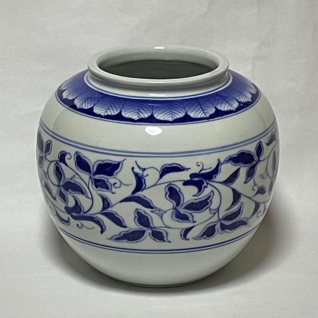 陶磁器　花瓶　花器　白地紺色葉模様　レトロ