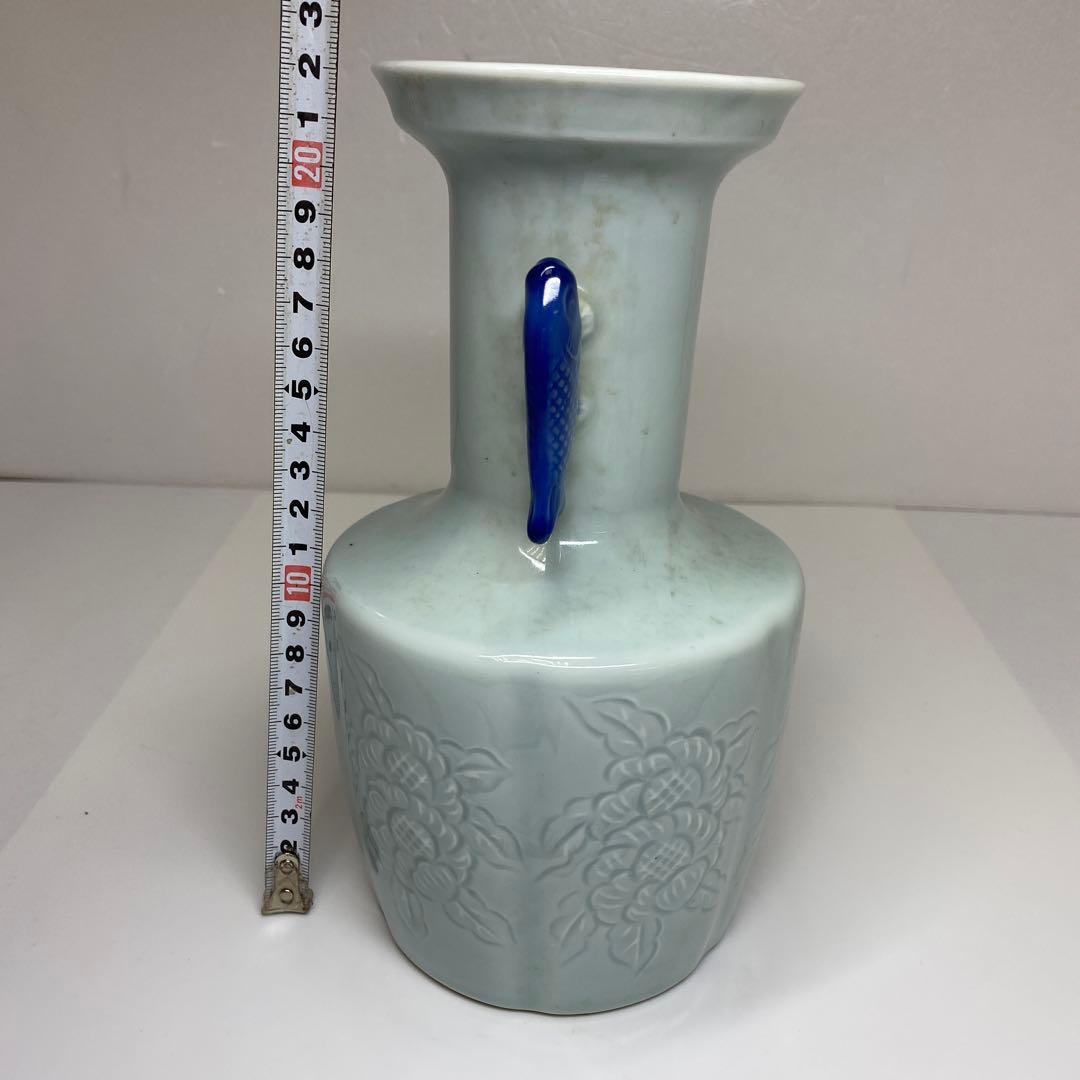 中国美術　魚耳　青磁花瓶　高さ約21.8㎝　タサオ　東さ7-0609②