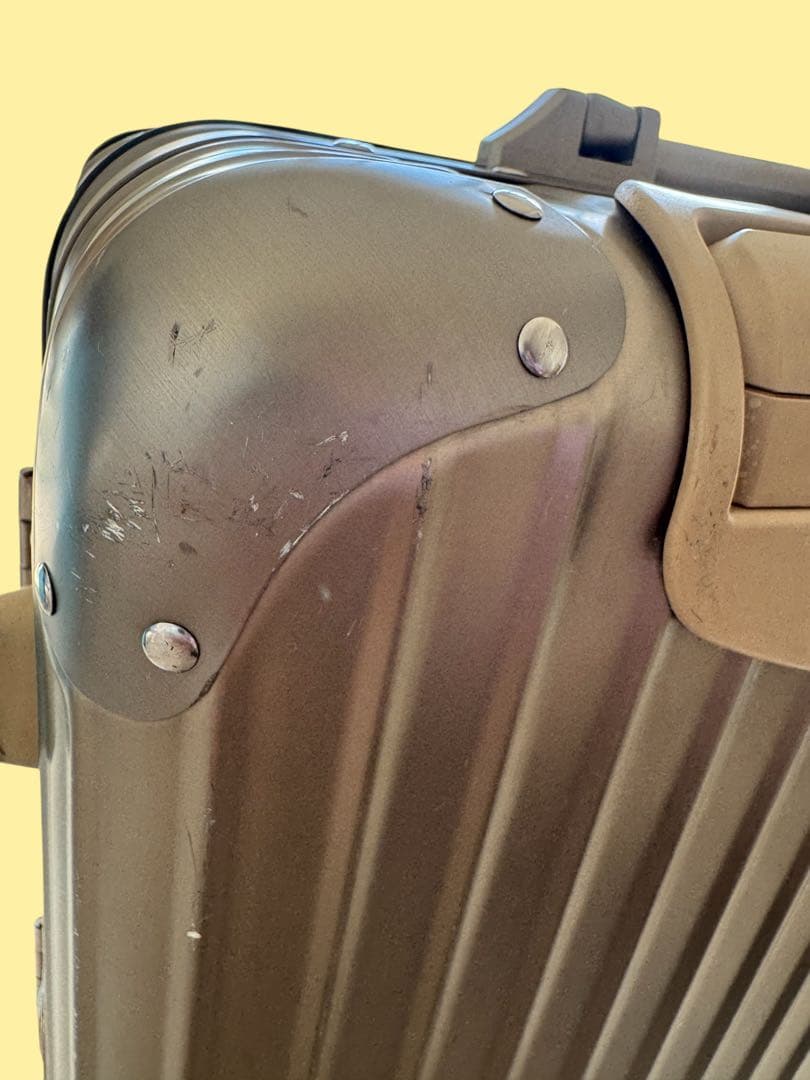 RIMOWA リモワ トパーズプレミアム アルミスーツケース 32L ゴールド