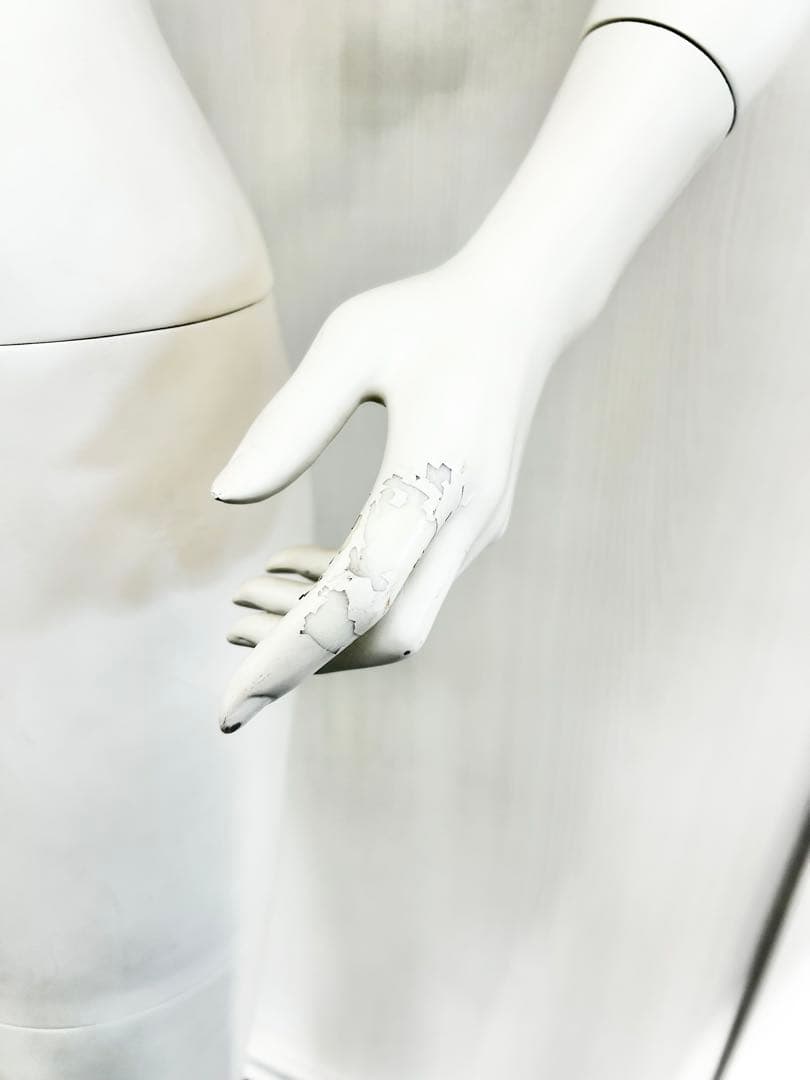 【美品】 婦人全身マネキン ホワイト ＋ ガラス製足受けベース付き