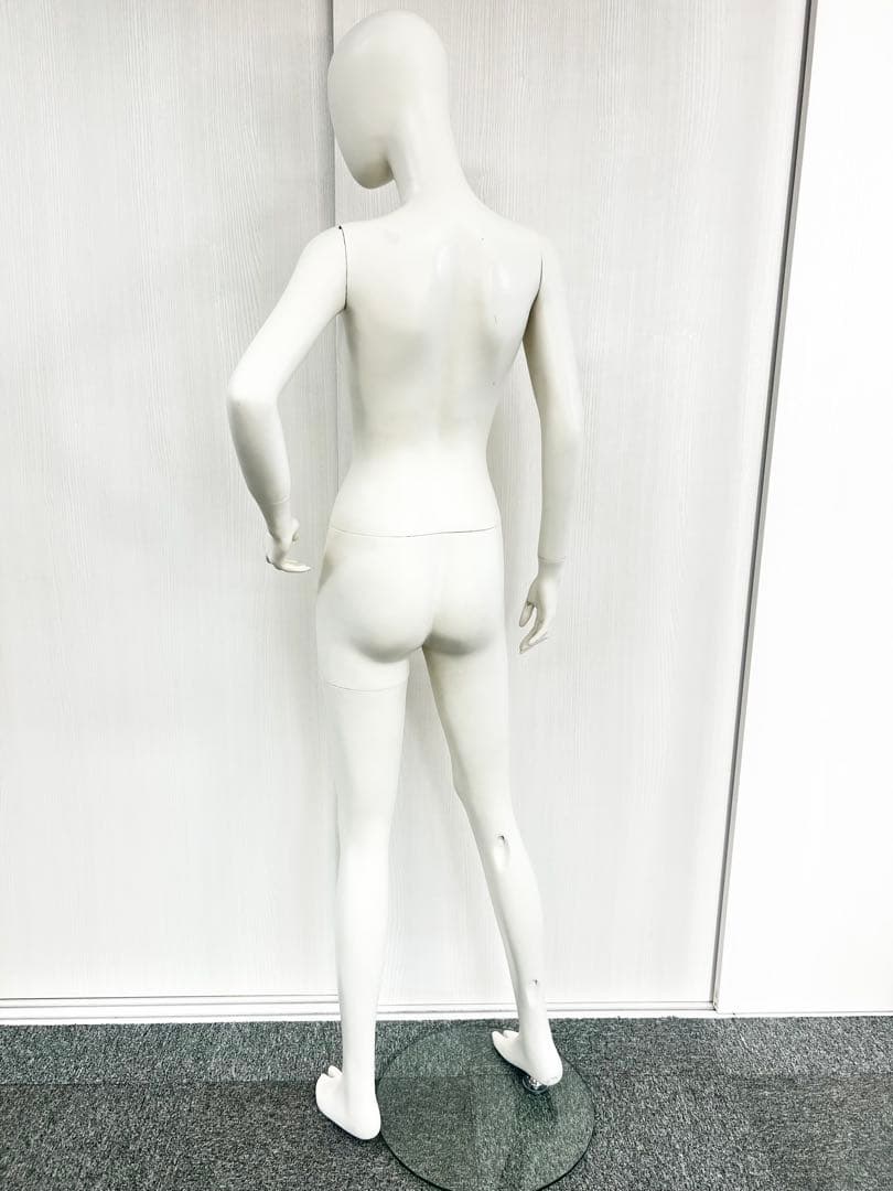 【美品】 婦人全身マネキン ホワイト ＋ ガラス製足受けベース付き