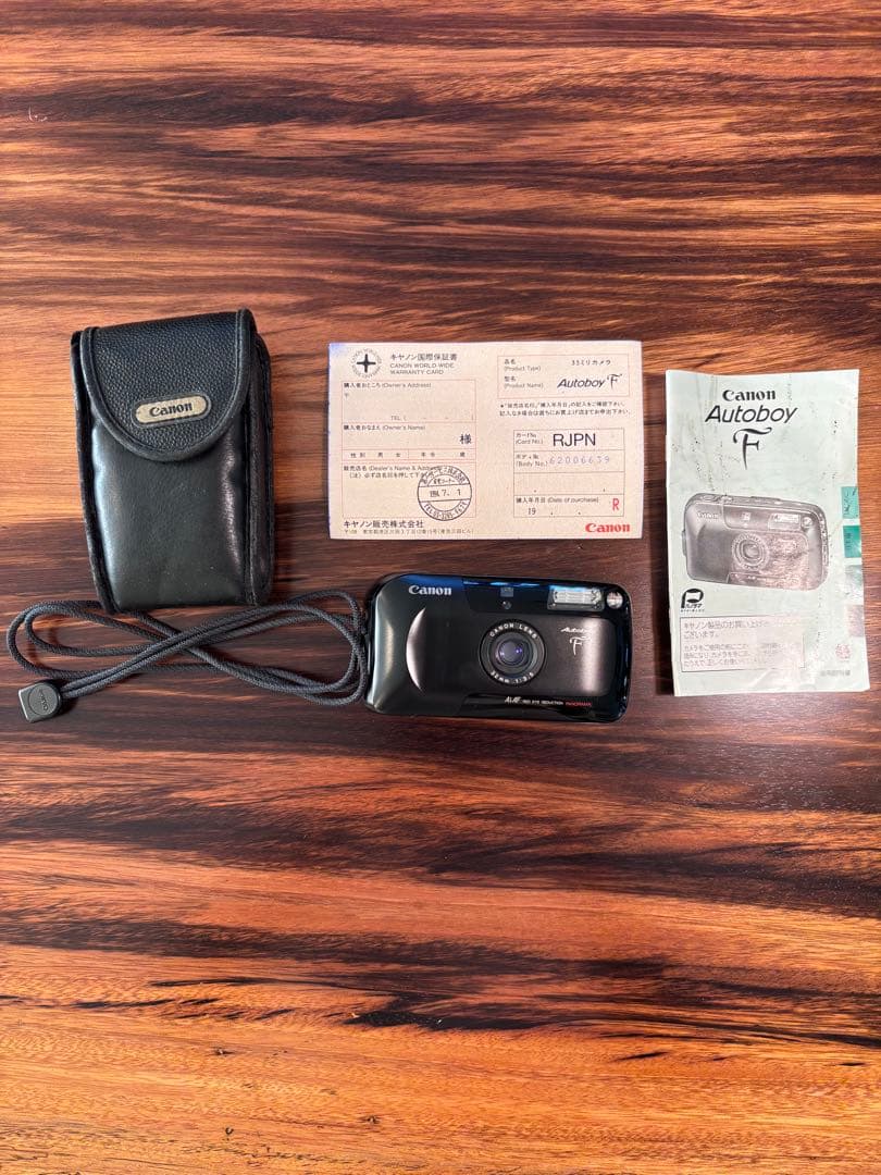動作確認済　美品Canon Autoboy F フィルムカメラ　カバー保証書付