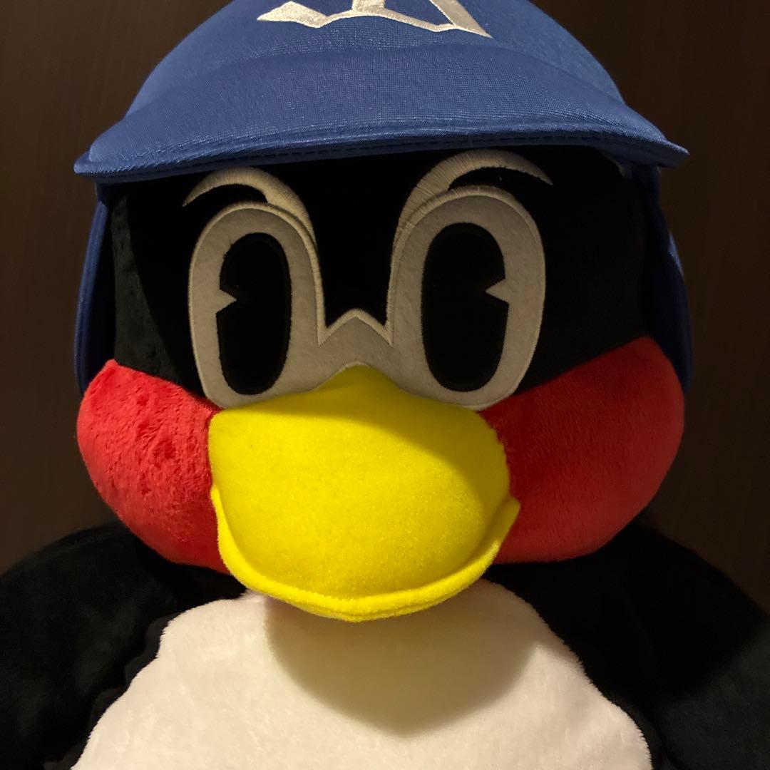 つば九郎　お座り　特大　ぬいぐるみ