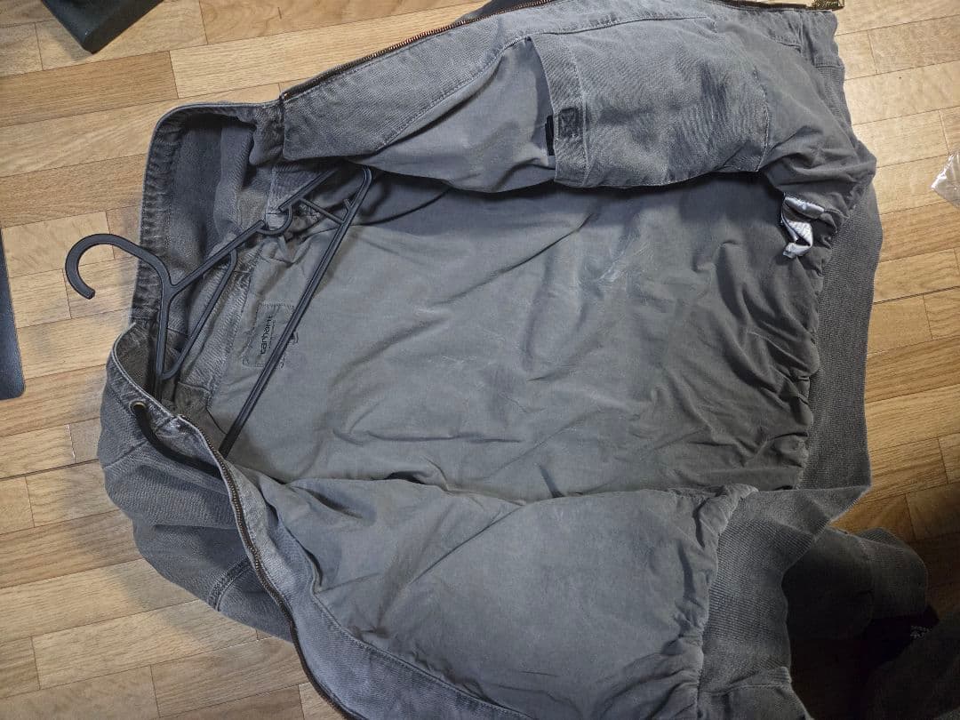 【激シブ】Carhartt wip アクティブジャケット フェードブラック